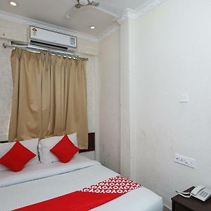 Oyo 2911 The Pearl Hotel